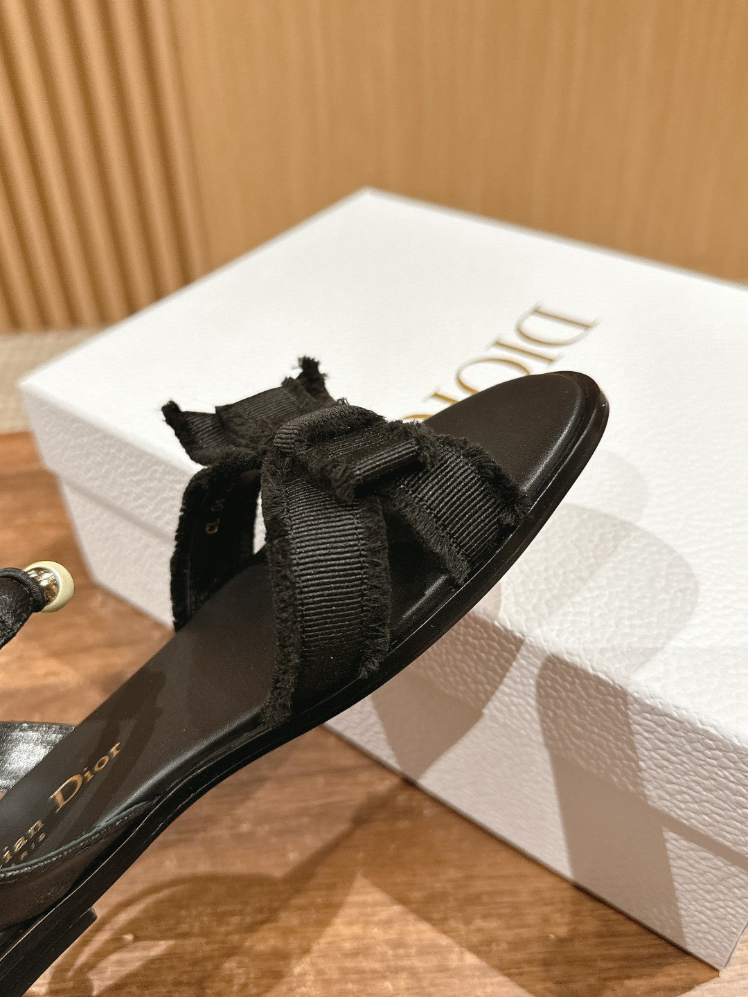 DIOR ADIORABLE SANDALS 25S IN BLACK FABRIC AND LAMBSKIN WITH PEARL DETAILING - 35