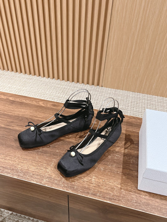 DIOR CLASSIC LACE-UP BALLET FLATS 25S IN BLACK SATIN PEARL DETAILING - 35
