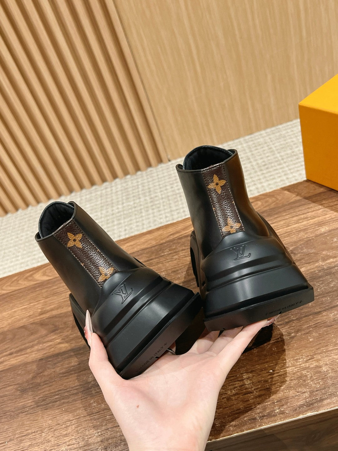LV WOMEN CHELSEA BOOT IN BLACK MONOGRAM CALFSKIN - 35