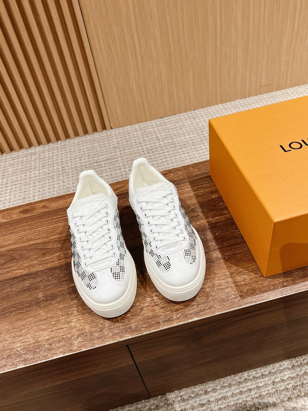LV GROOVY SNEAKER IN WHITE DAMIER STRASS AND CALFSKIN - 35