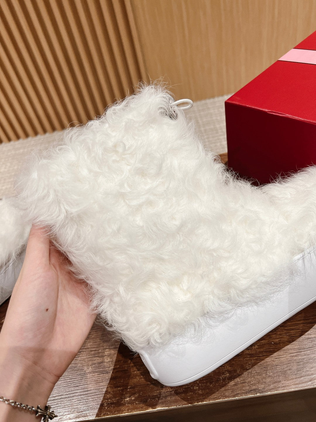 VIV' RANGERS SHEARLING ANKLE BOOT IN WHITE SHEEPSKIN - 35