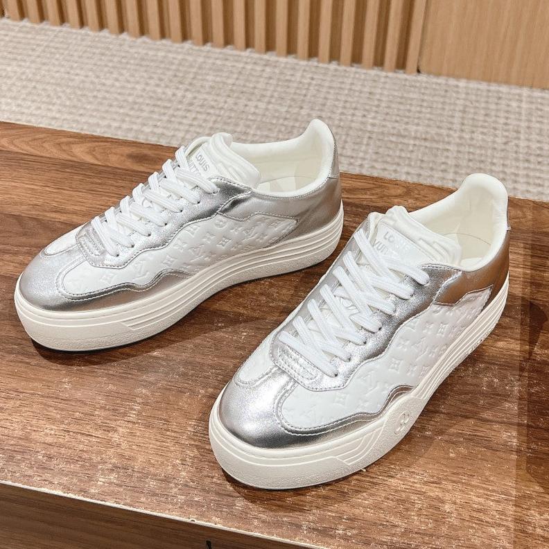 LV TRAINER SNEAKER IN SILVER MIX WHITE EMBOSSED CALFSKIN - 35
