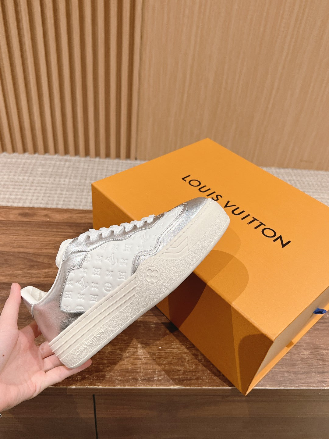 LV TRAINER SNEAKER IN SILVER MIX WHITE EMBOSSED CALFSKIN - 35