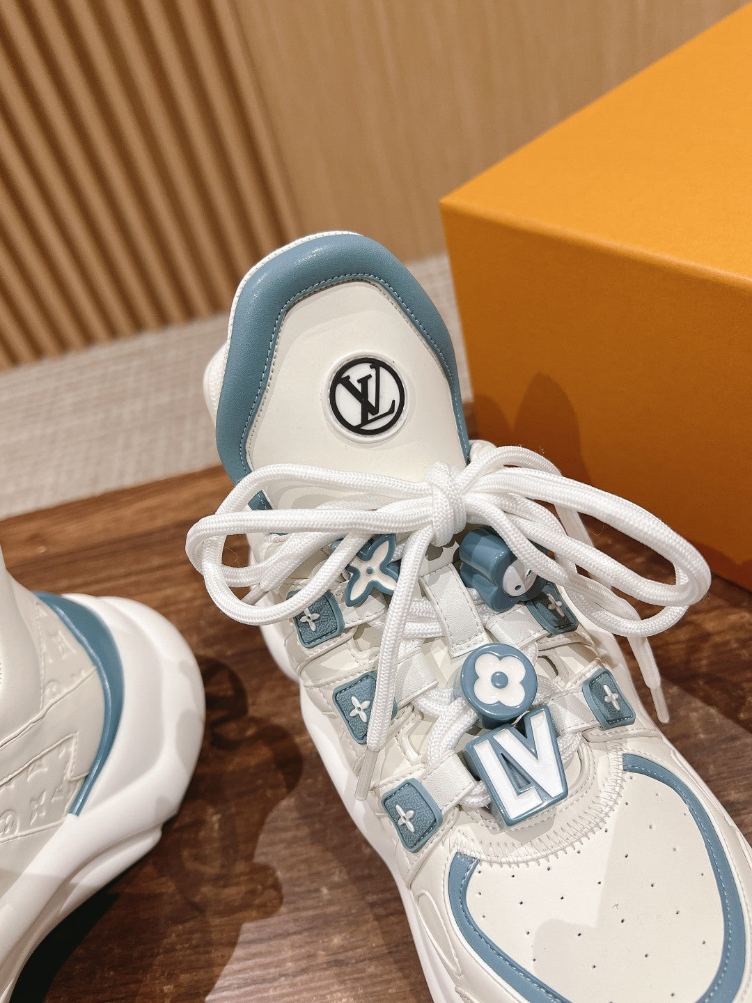 LV ARCHLIGHT SNEAKER IN WHITE MIX SKY BLUE EMBOSSED CALFSKIN - 35