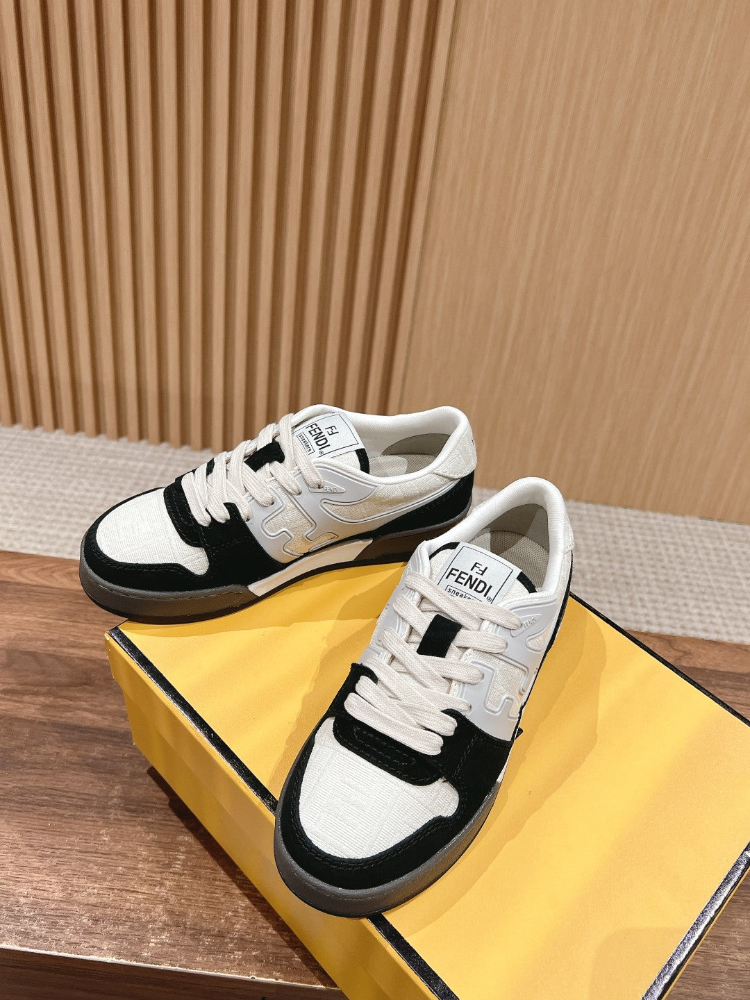 FENDI MATCH TRAINER IN BLACK MIX WHITE CALFSKIN AND HIGH-DENSIITY FABRIC - 35