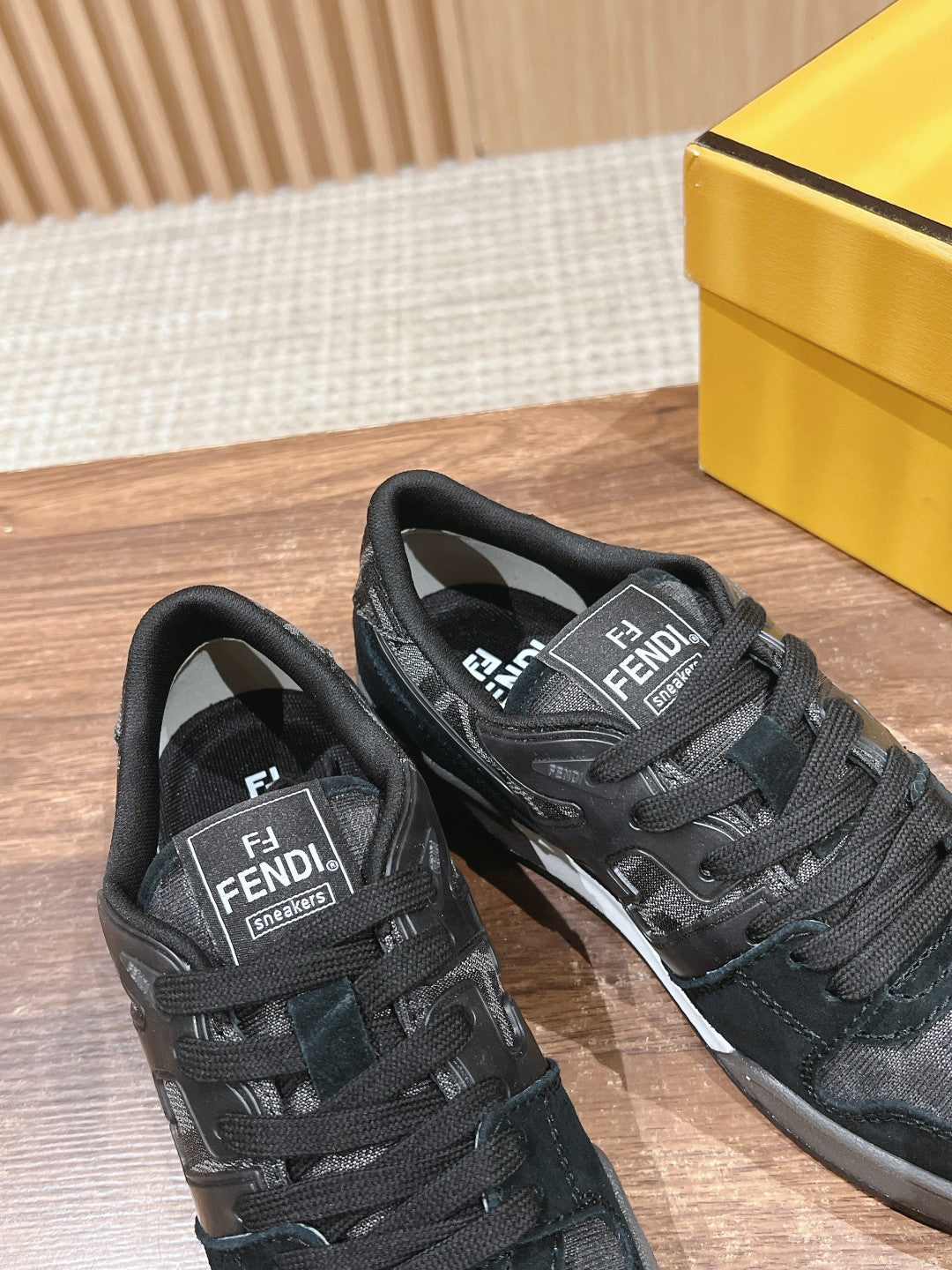 FENDI MATCH TRAINER IN BLACK CALFSKIN AND HIGH-DENSIITY FABRIC - 35