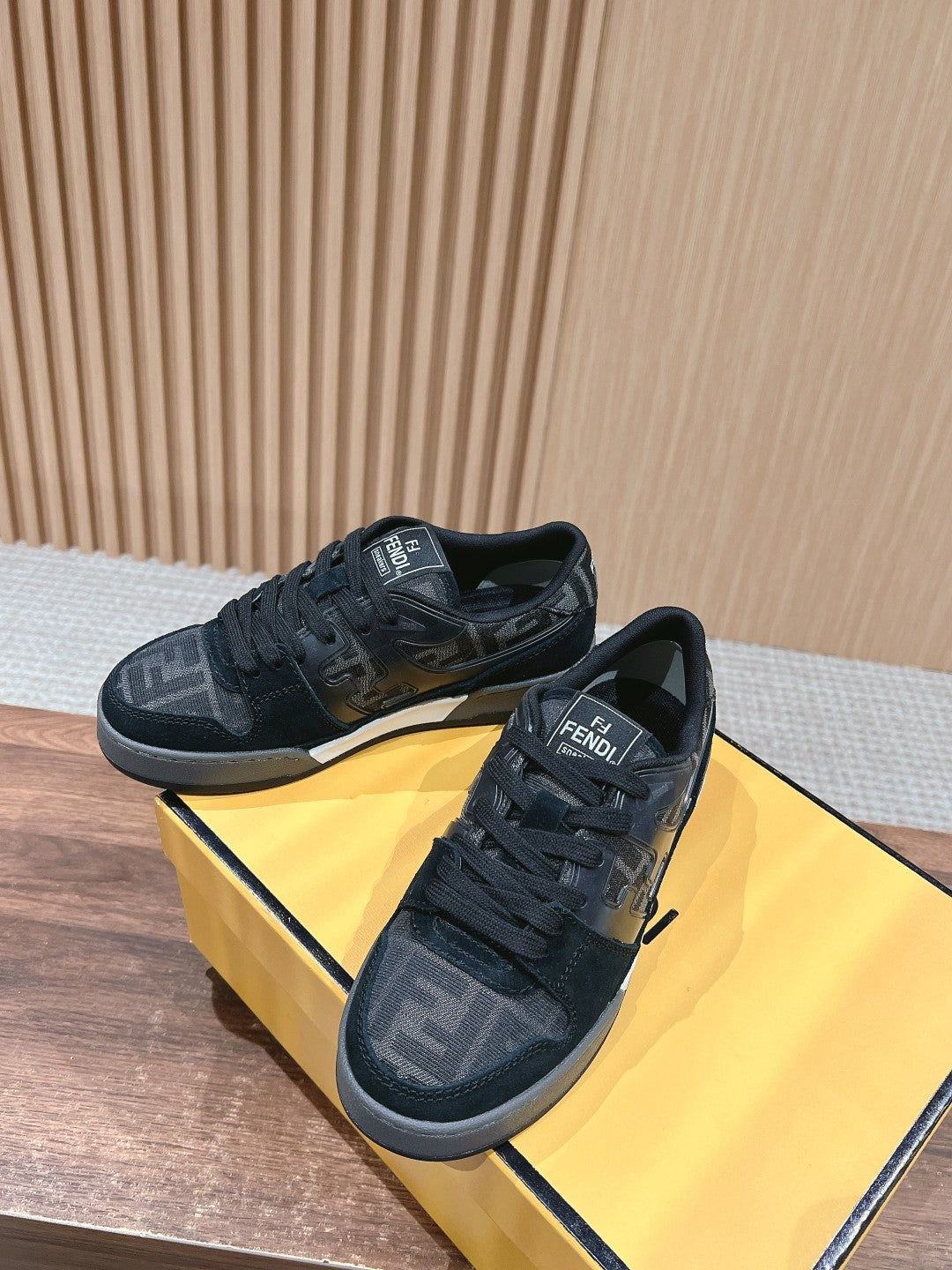 FENDI MATCH TRAINER IN BLACK CALFSKIN AND HIGH-DENSIITY FABRIC - 35