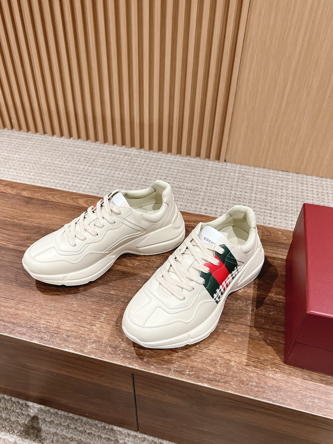 GG RHYTON TRAINER WHITE CALFSKIN WITH WEB LOGO - 35