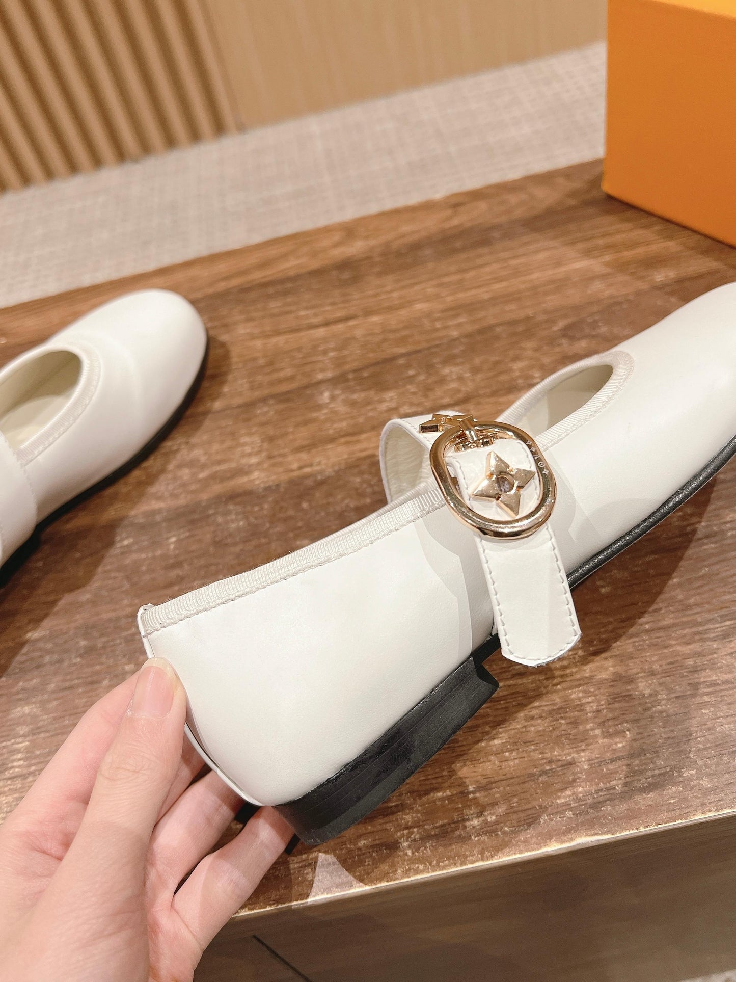 MARY JANE FLAT IN WHITE CALFSKIN - 35