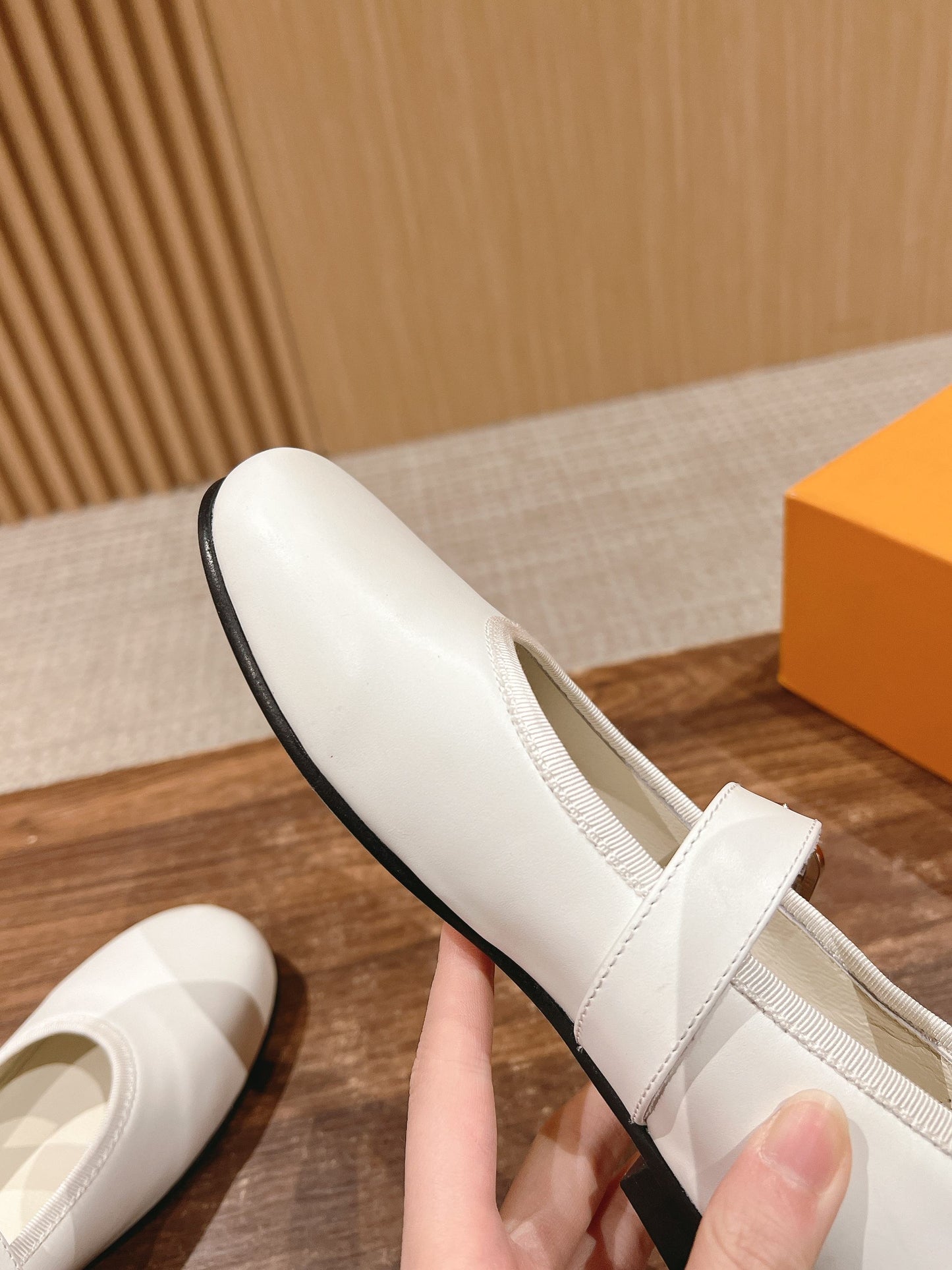 MARY JANE FLAT IN WHITE CALFSKIN - 35