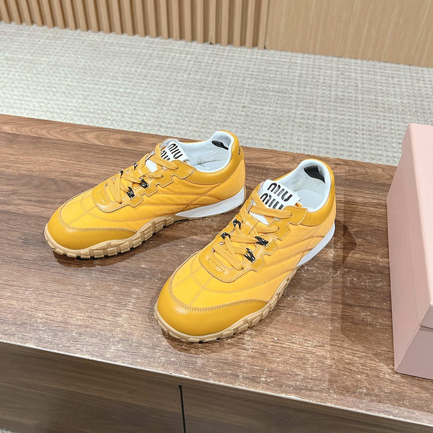 RUNNING SNEAKERS IN YELLOW LAMBSKIN AND FABRIC ANTI-SLIP RUBBER SOLE - 35