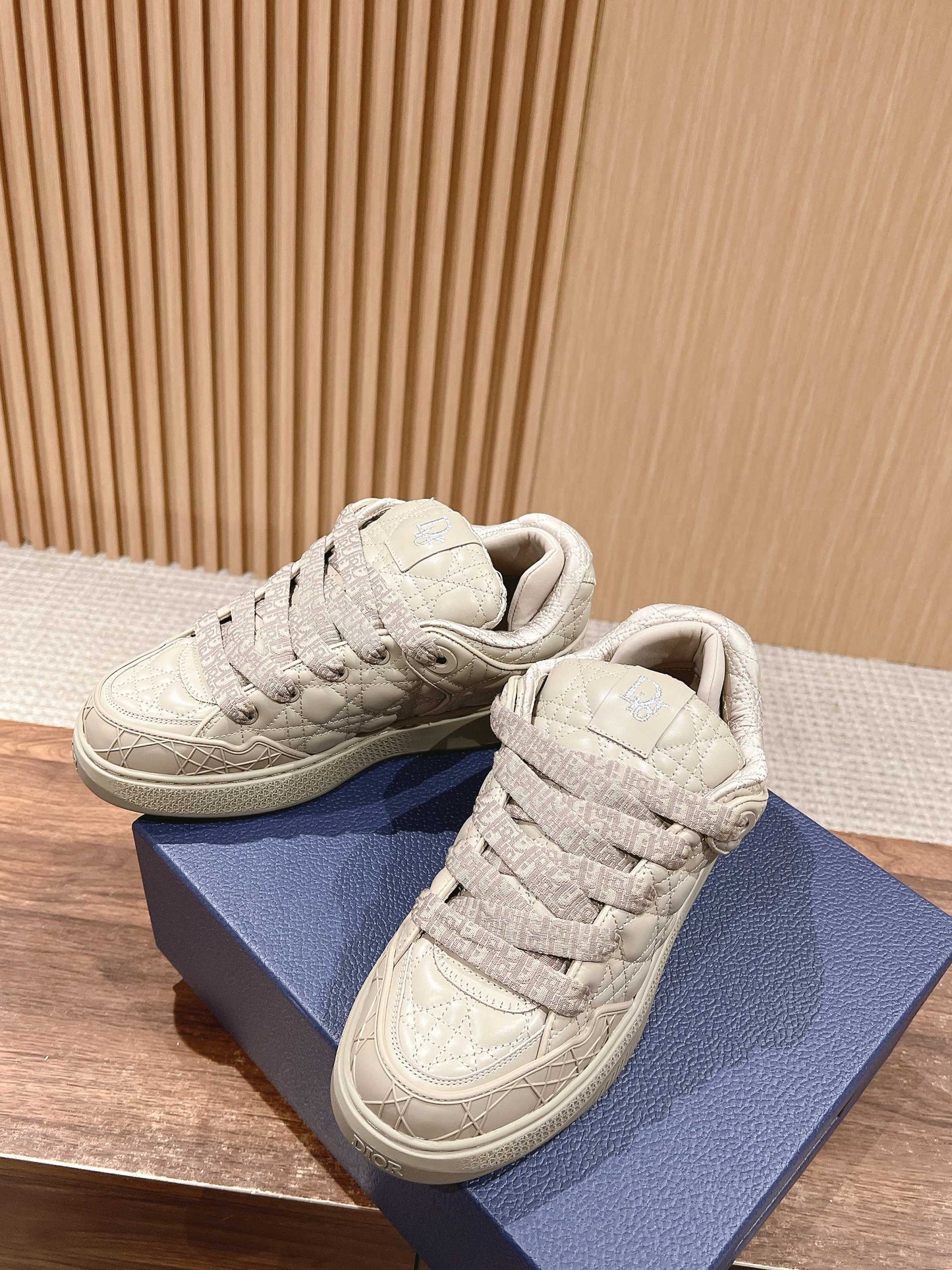BY ERL B9S SKATER SNEAKER IN PARCHMENT BEIGE CANNAGE LAMBSKIN - 35
