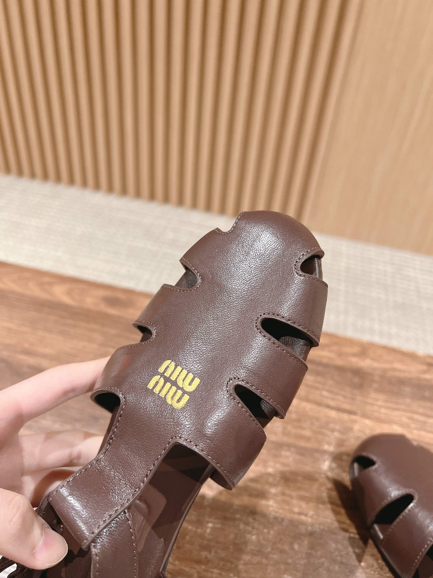 FISHERMAN BUCKLE SANDALS IN COCOA BROWN LAMBSKIN - 35
