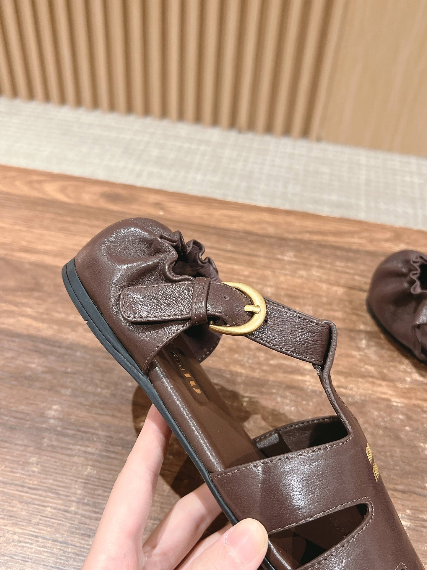 FISHERMAN BUCKLE SANDALS IN COCOA BROWN LAMBSKIN - 35