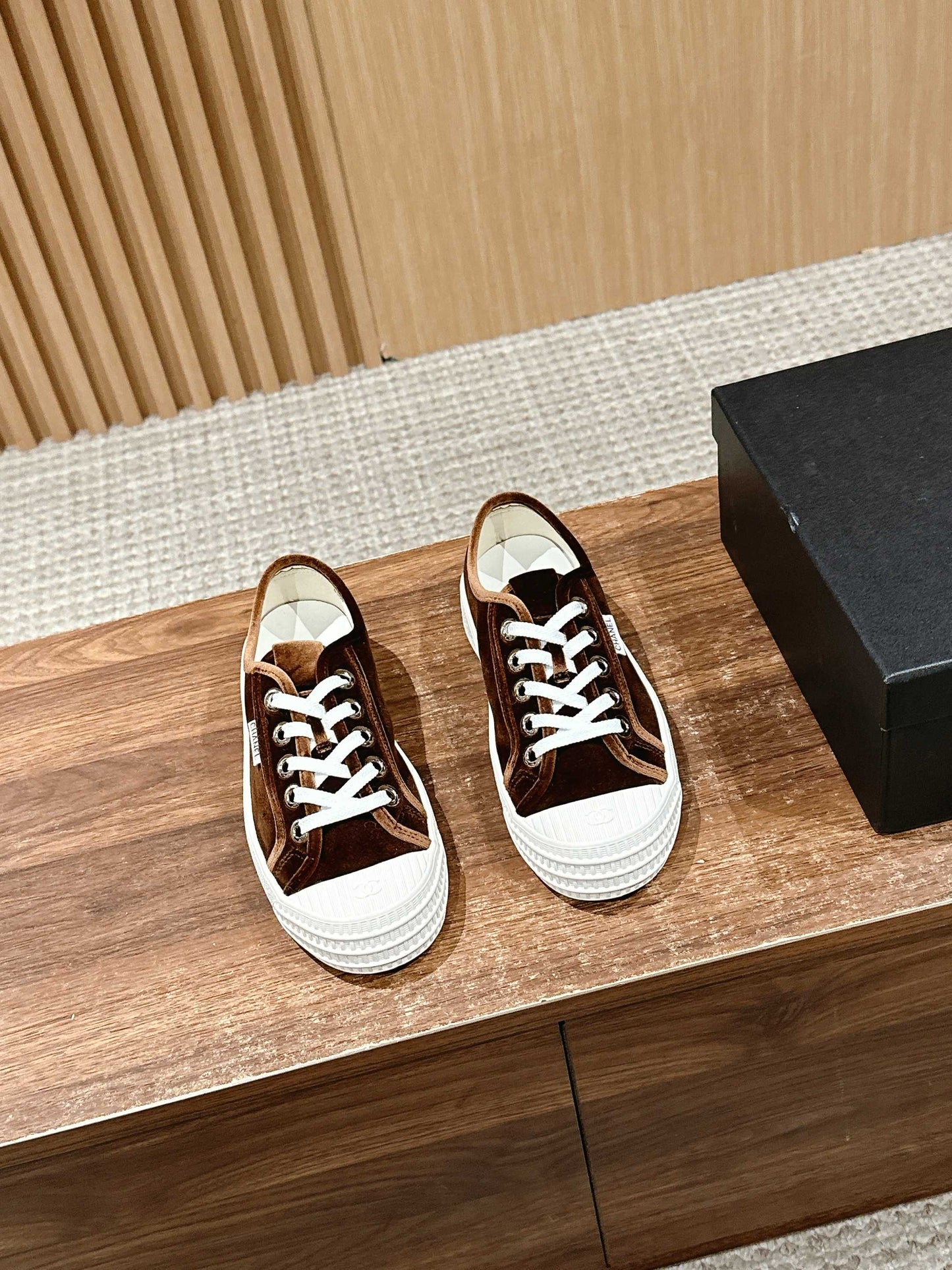 CONVERSE SNEAKER IN PENNY BROWN VELVET - 35