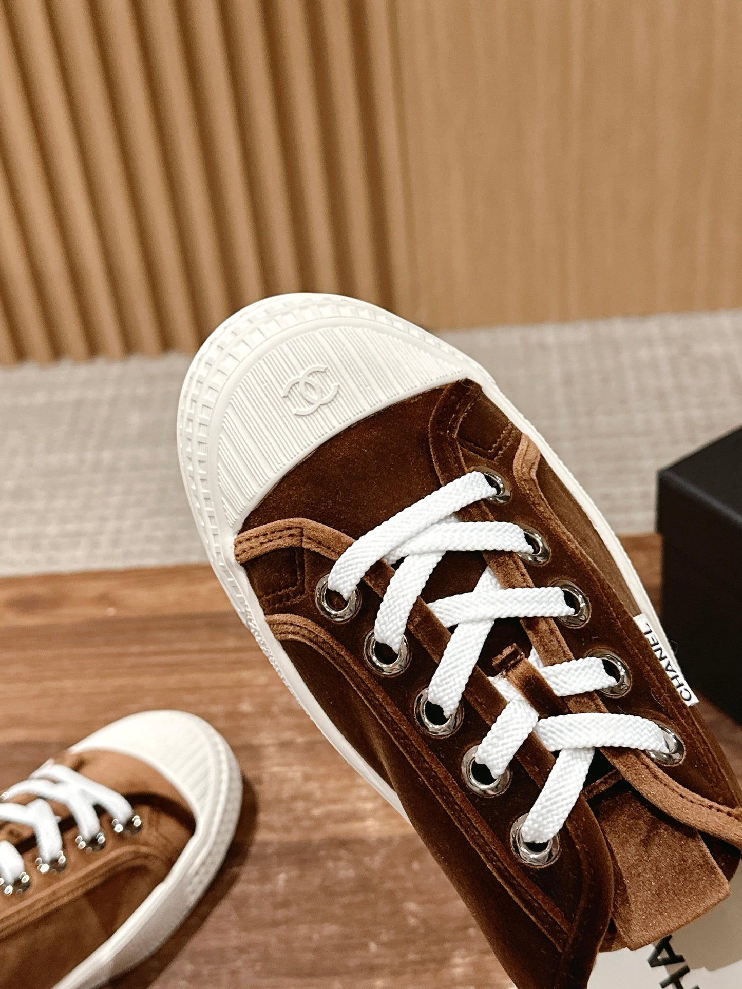 CONVERSE SNEAKER IN PENNY BROWN VELVET - 35