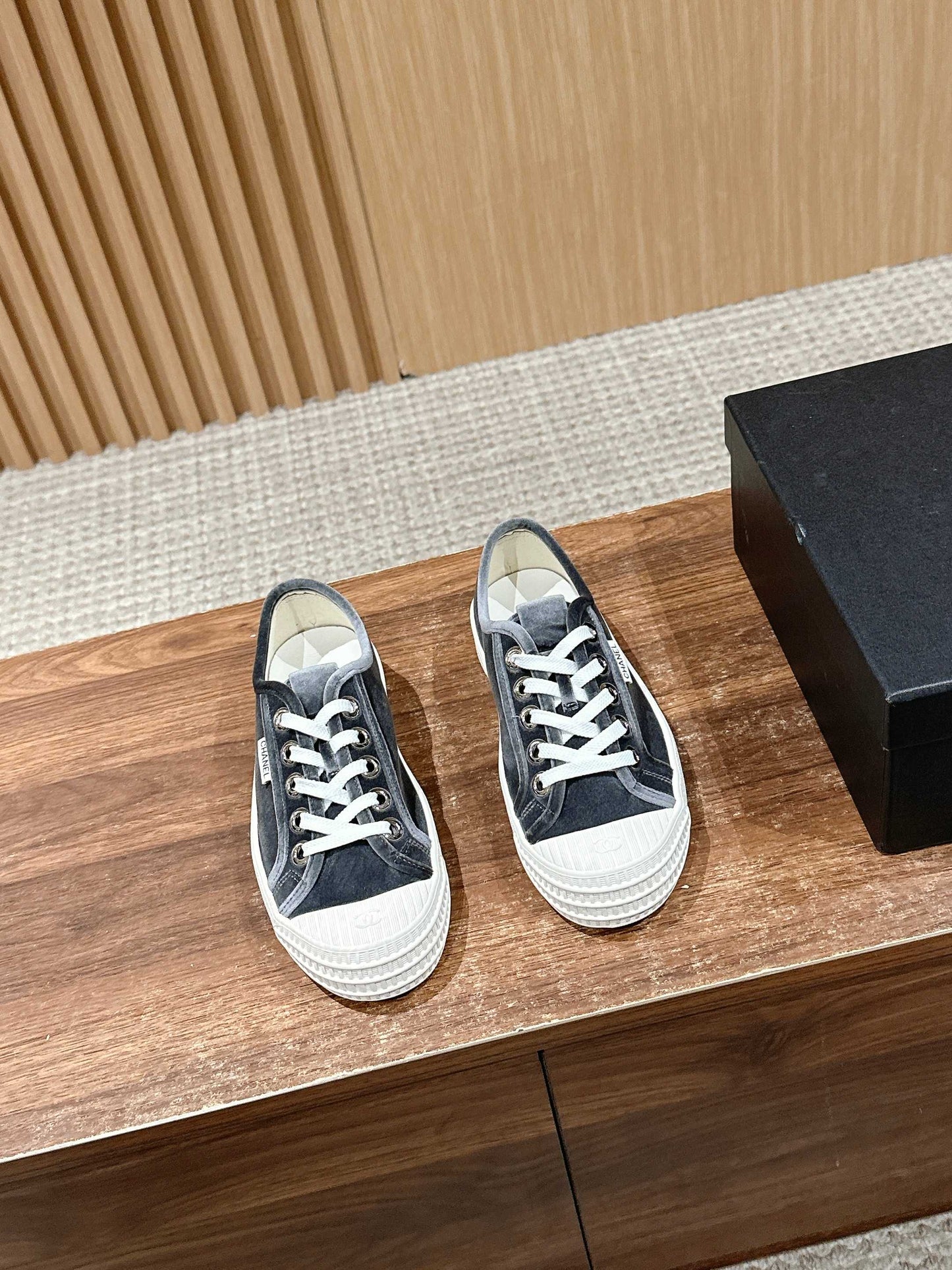 CONVERSE SNEAKER IN CHARCOAL BLACK VELVET - 35