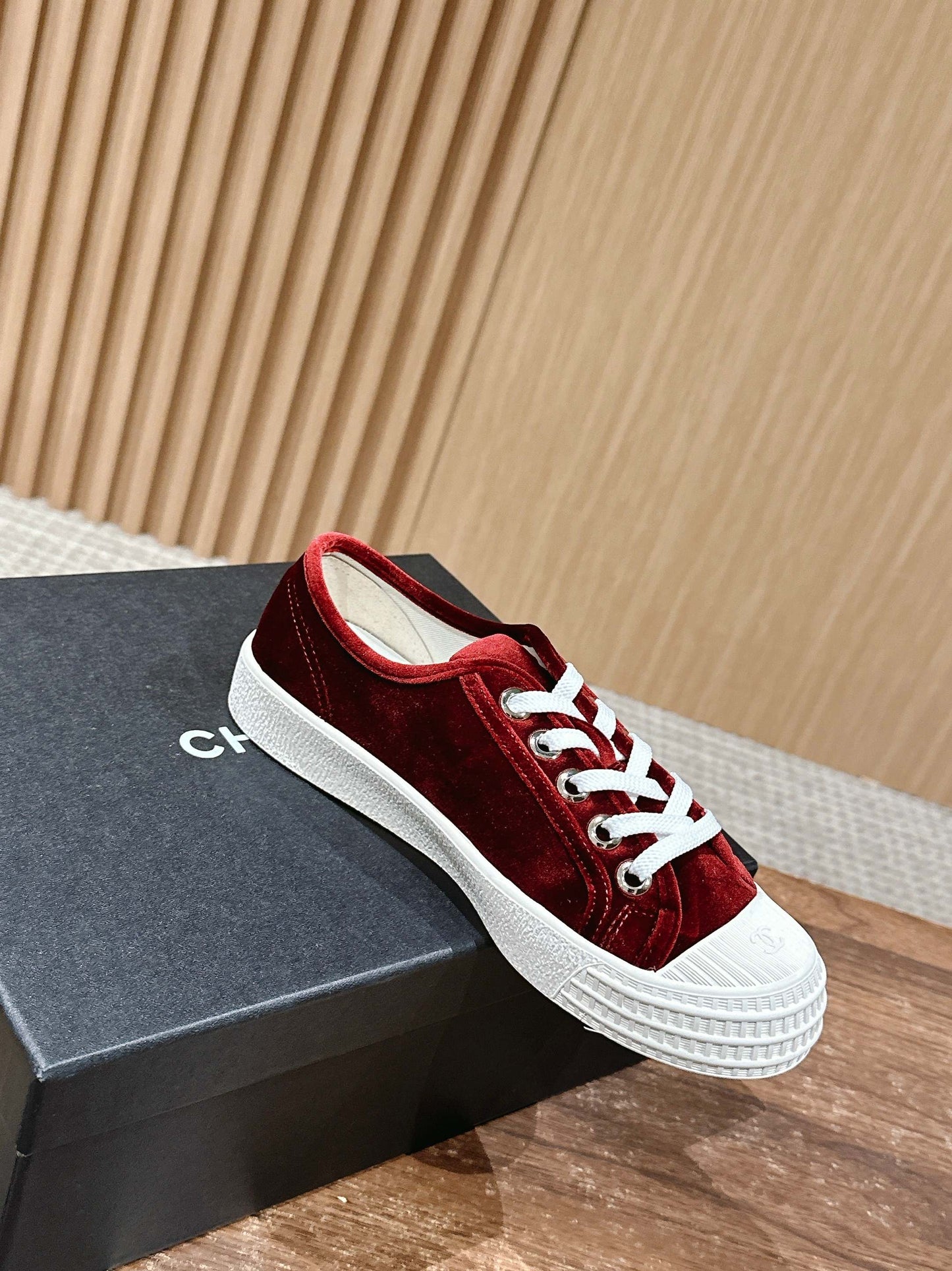 CONVERSE SNEAKER IN LIPSTICK RED VELVET - 35