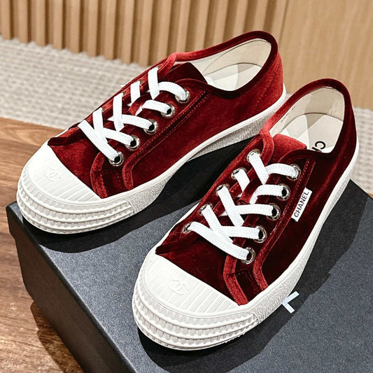 CONVERSE SNEAKER IN LIPSTICK RED VELVET - 35