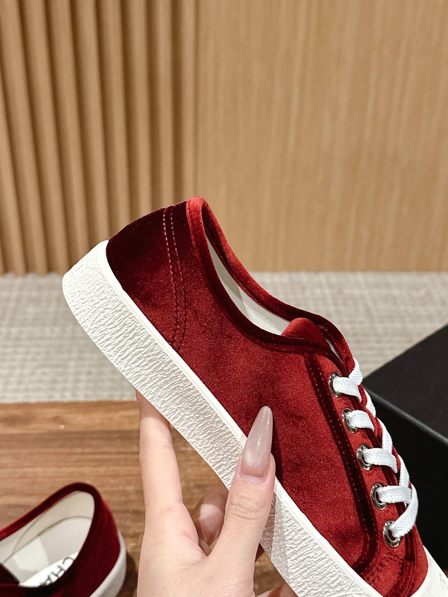 CONVERSE SNEAKER IN LIPSTICK RED VELVET - 35