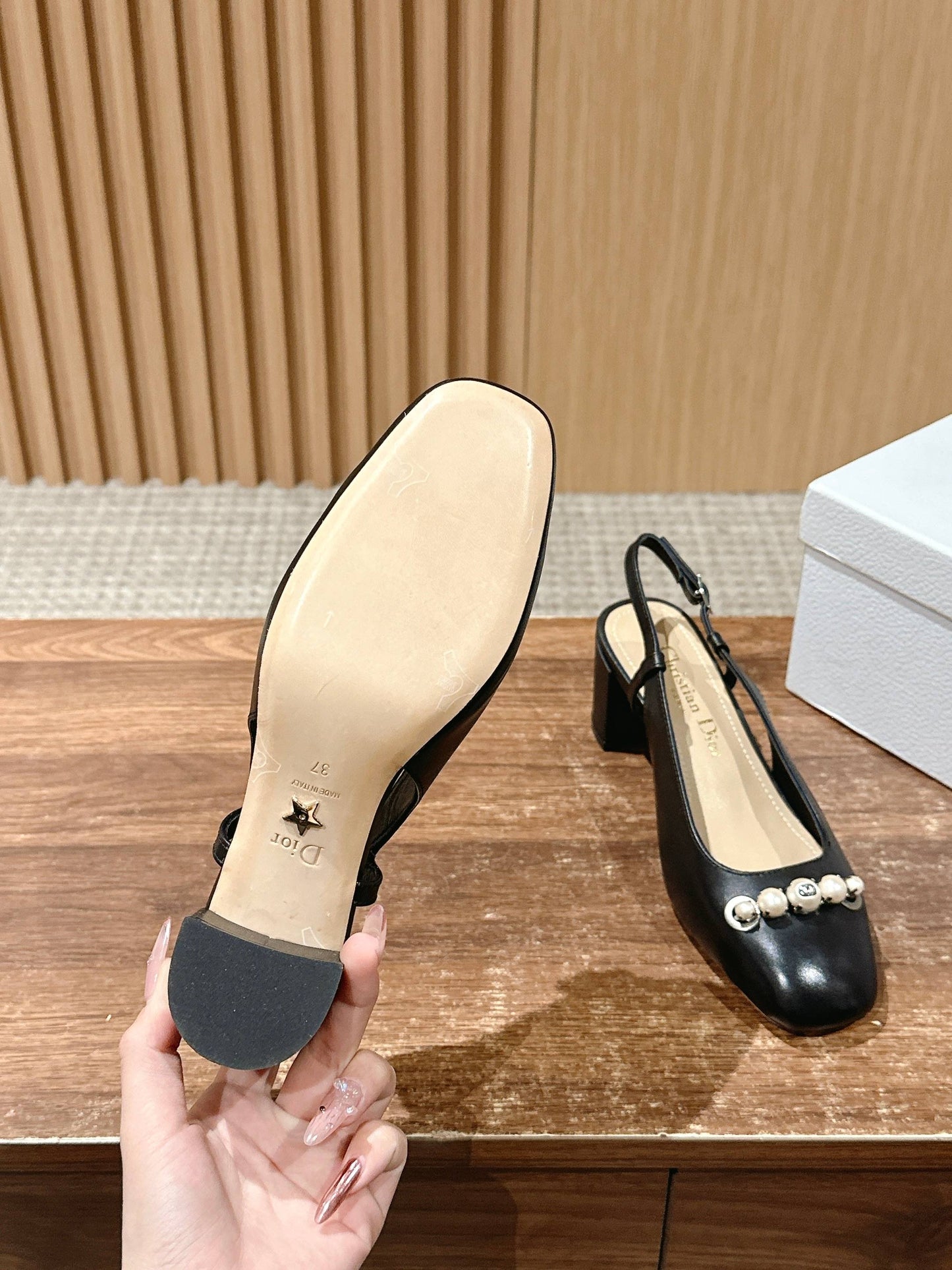 DIOR HIGH SLINGBACK 55 MM 25S IN BLACK LAMBSKIN PEARL DETAILING - 35