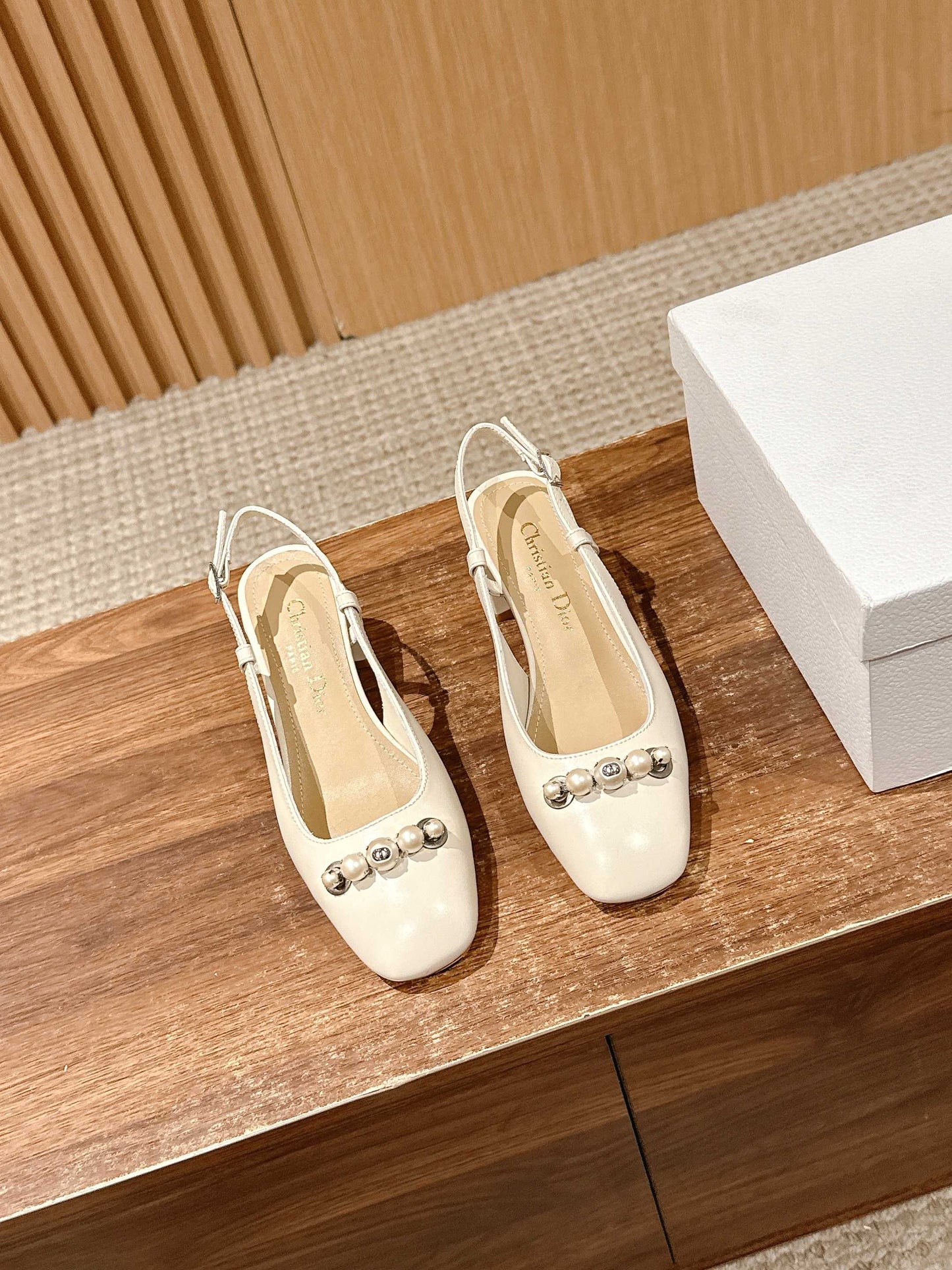 DIOR HIGH SLINGBACK 55 MM 25S IN CREAM WHITE LAMBSKIN PEARL DETAILING - 35