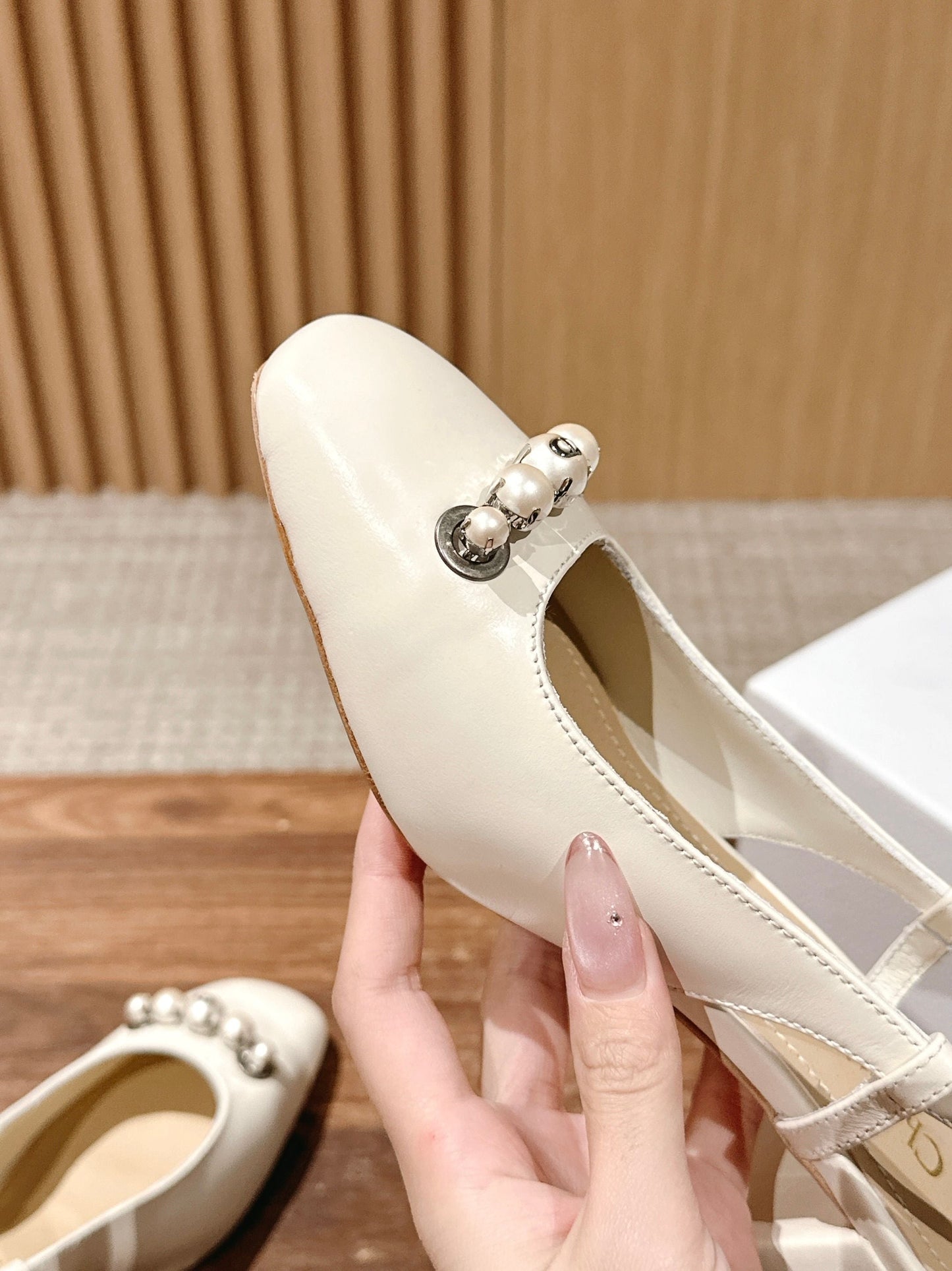 DIOR HIGH SLINGBACK 55 MM 25S IN CREAM WHITE LAMBSKIN PEARL DETAILING - 35