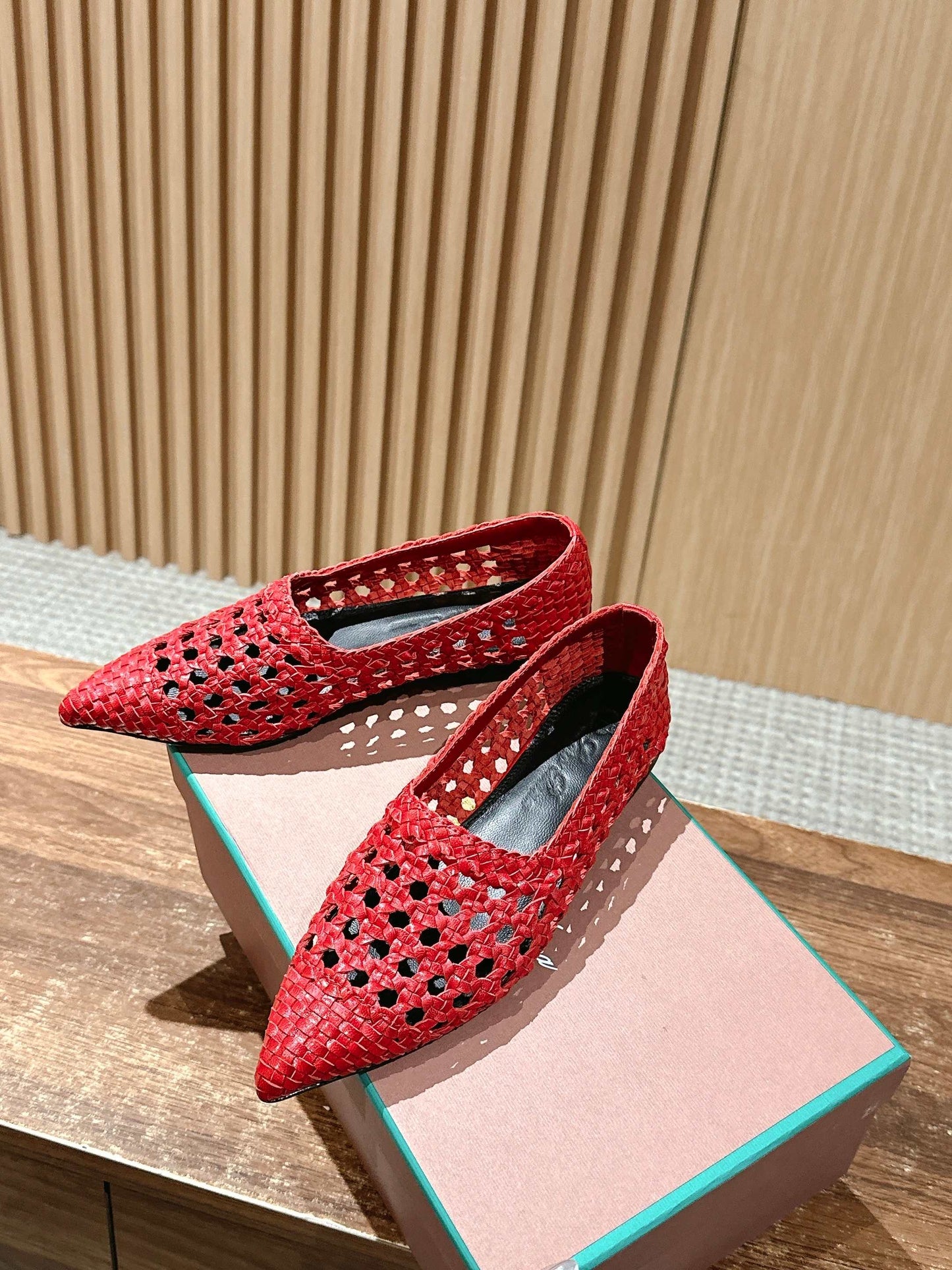 LP POINTED-TOE BALLET FLATS 25S IN RED LAMBSKIN - 35