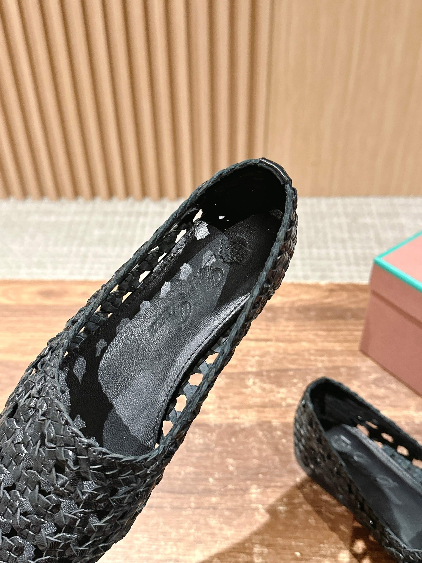 LP POINTED-TOE BALLET FLATS 25S IN BLACK LAMBSKIN - 35