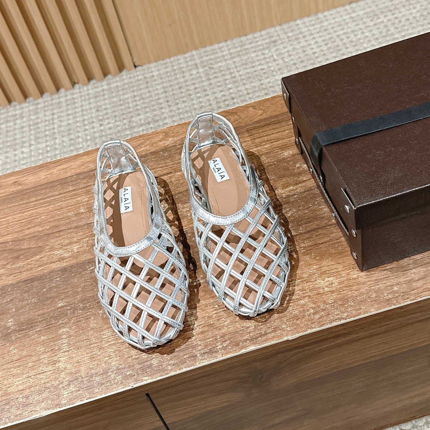 ALAIA MESH BALLET FLATS 25S IN SILVER LAMBSKIN - 35