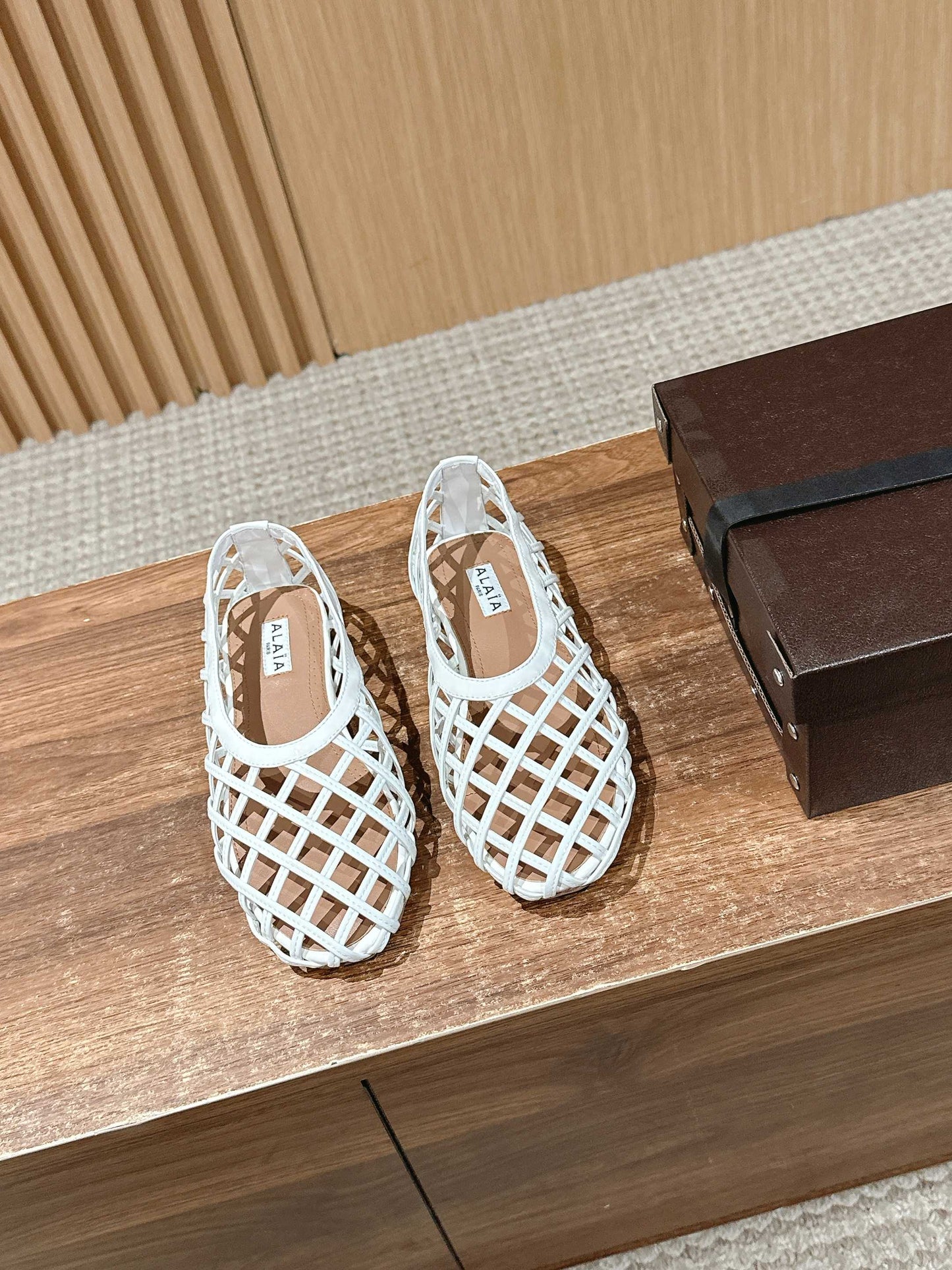 ALAIA MESH BALLET FLATS 25S IN WHITE LAMBSKIN - 35