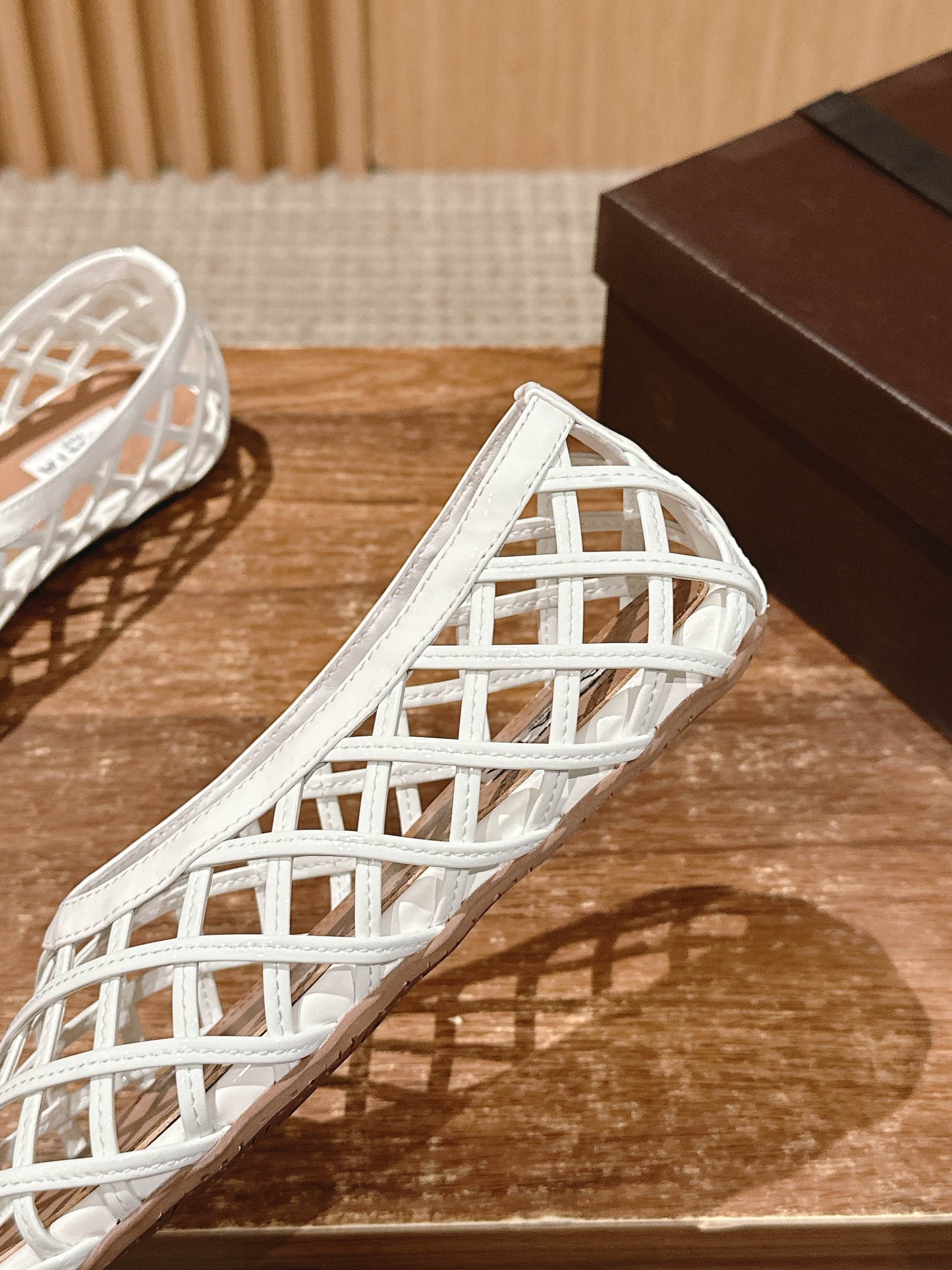 ALAIA MESH BALLET FLATS 25S IN WHITE LAMBSKIN - 35