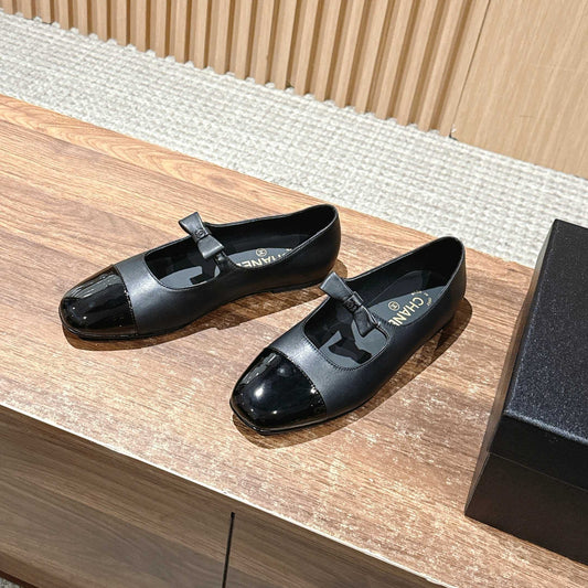 CHANEL 25S BALLET MARY JANES BLACK IN CALFSKIN AND PATENT CALFSKIN - 35