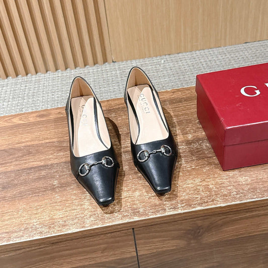 GUCCI 26S ТУФЛІ VITTORIA 60 ММ ІЗ ЧОРНОЇ ОВЕЧОЇ ШКІРИ