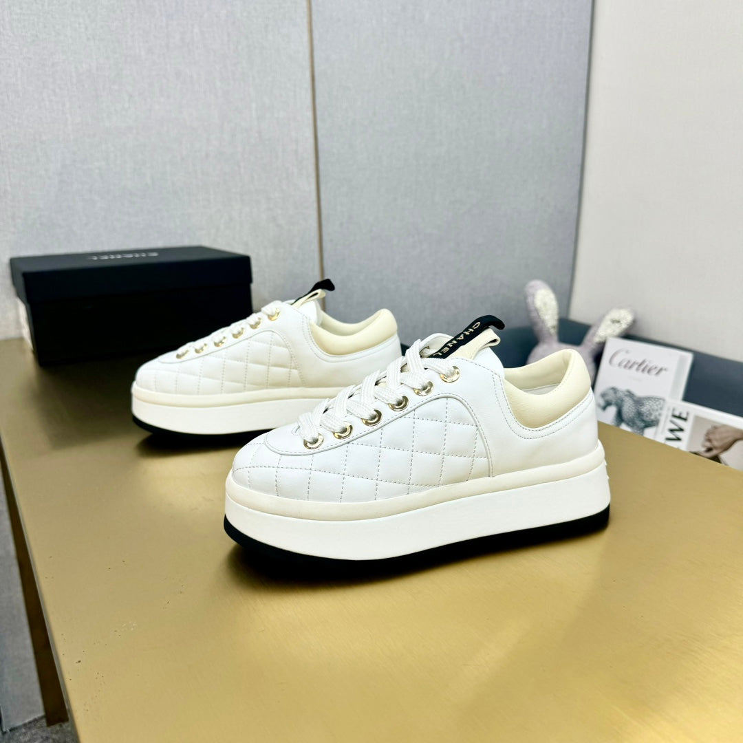 PLATFORM SHOES IN WHITE LAMBSKIN - 35