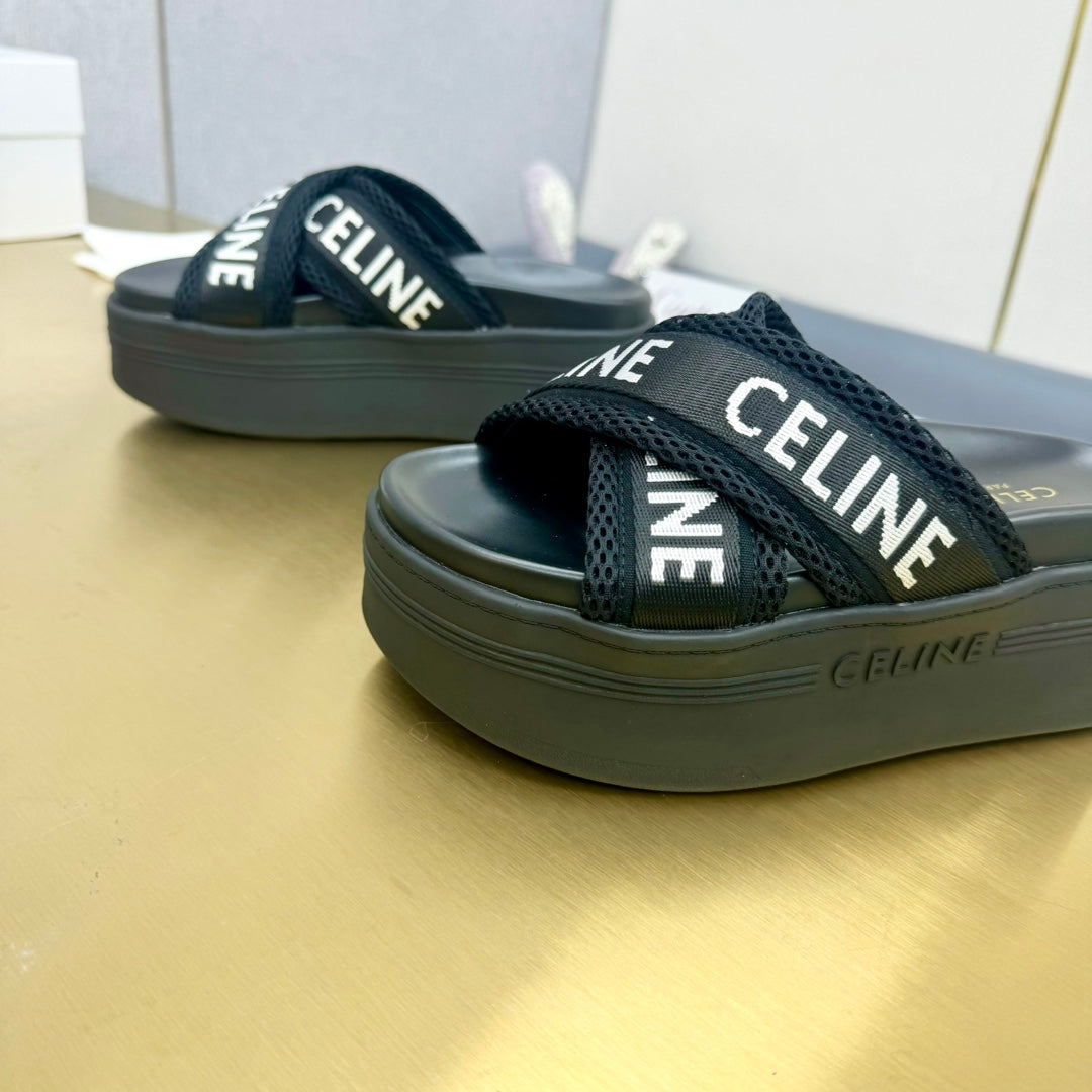BLOCK SLIDE CROSS-STRAP IN BLACK MESH NYLON AND TEXT WITH JACQUARD - 35