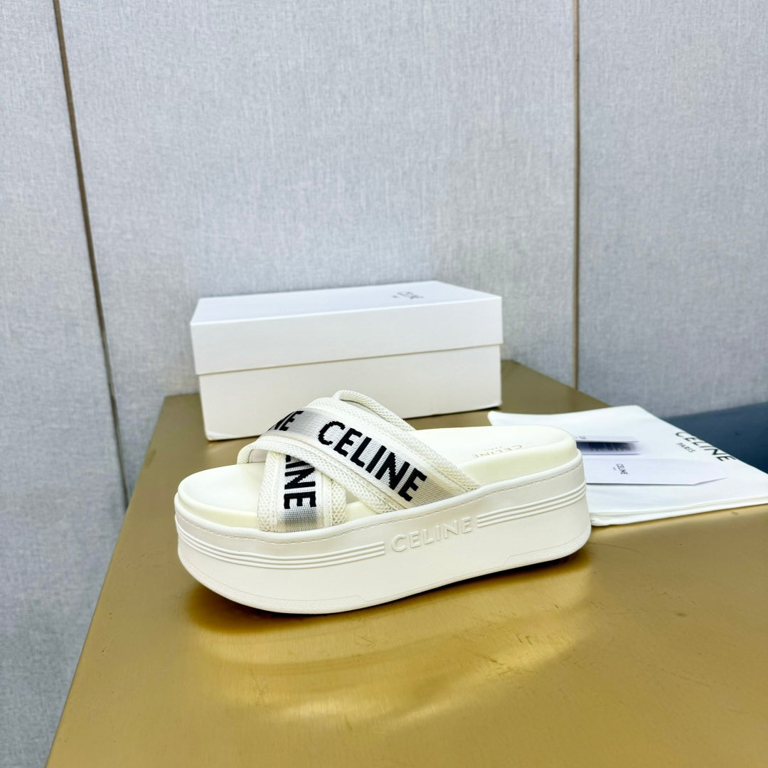 BLOCK SLIDE CROSS-STRAP IN WHITE MESH NYLON AND TEXT WITH JACQUARD - 35