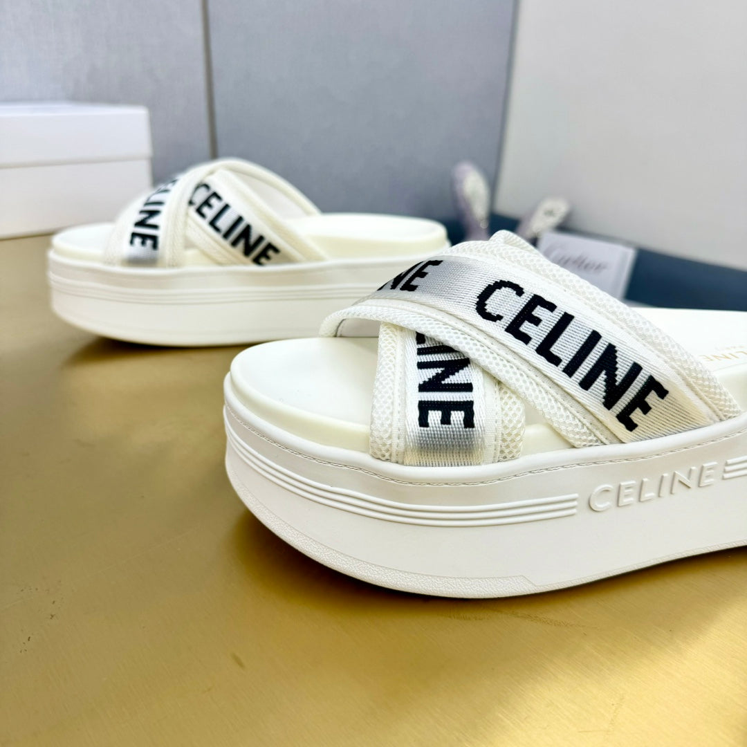 BLOCK SLIDE CROSS-STRAP IN WHITE MESH NYLON AND TEXT WITH JACQUARD - 35