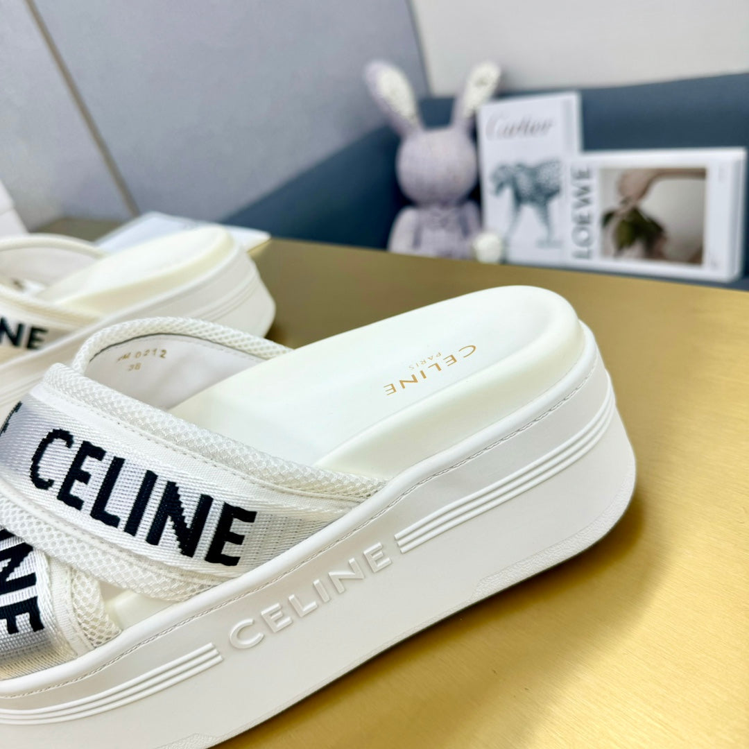 BLOCK SLIDE CROSS-STRAP IN WHITE MESH NYLON AND TEXT WITH JACQUARD - 35