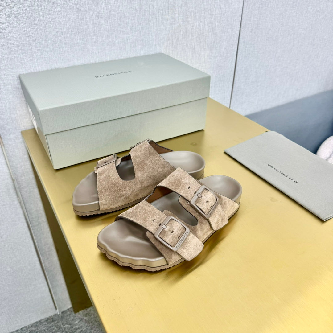 BIRKENSTOCK SLIPPERS IN LIGHT BROWN SUEDE - 35