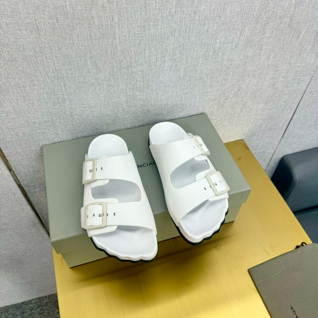 BIRKENSTOCK SLIPPERS IN WHITE CALFSKIN - 35