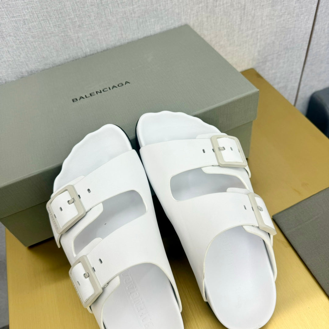 BIRKENSTOCK SLIPPERS IN WHITE CALFSKIN - 35