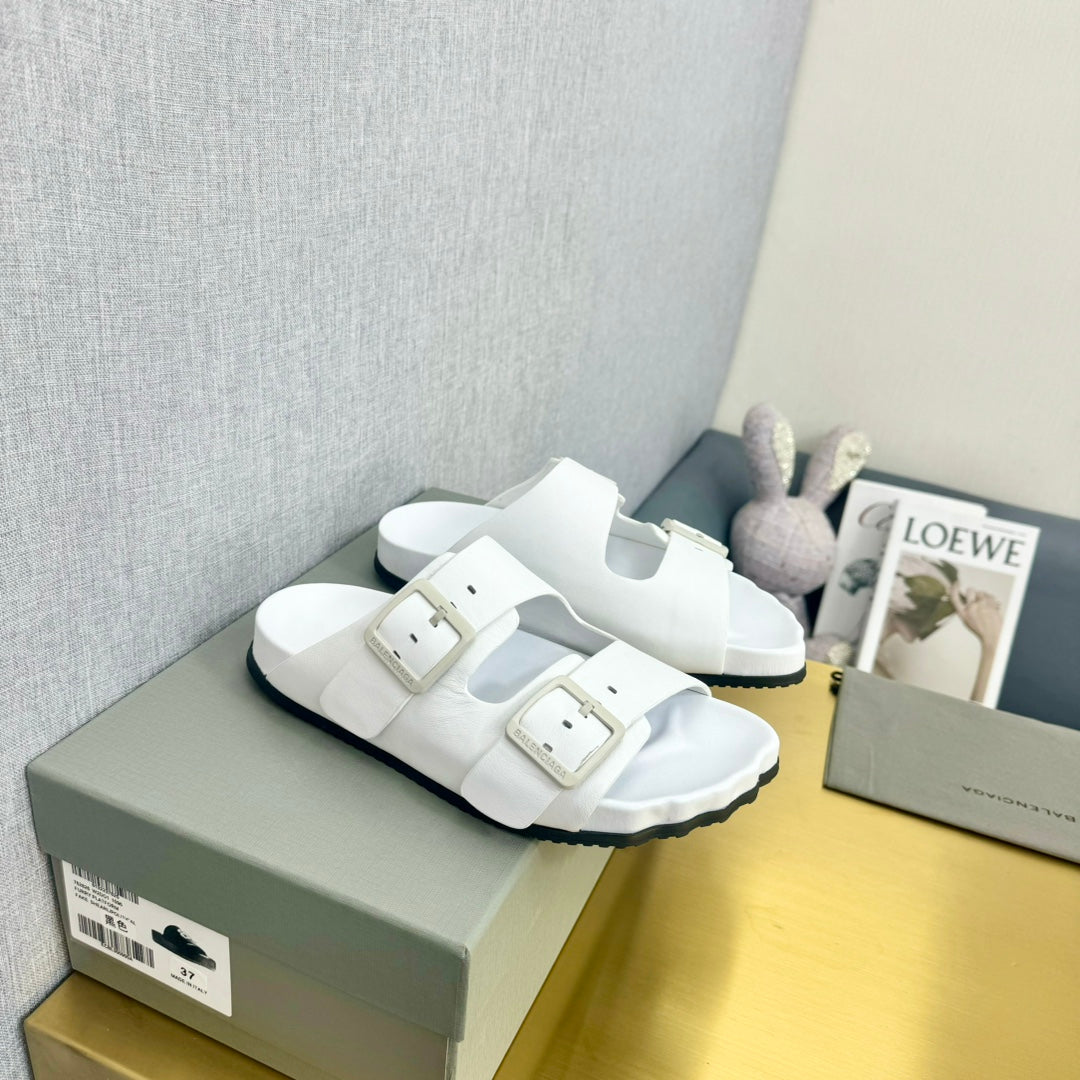 BIRKENSTOCK SLIPPERS IN WHITE CALFSKIN - 35