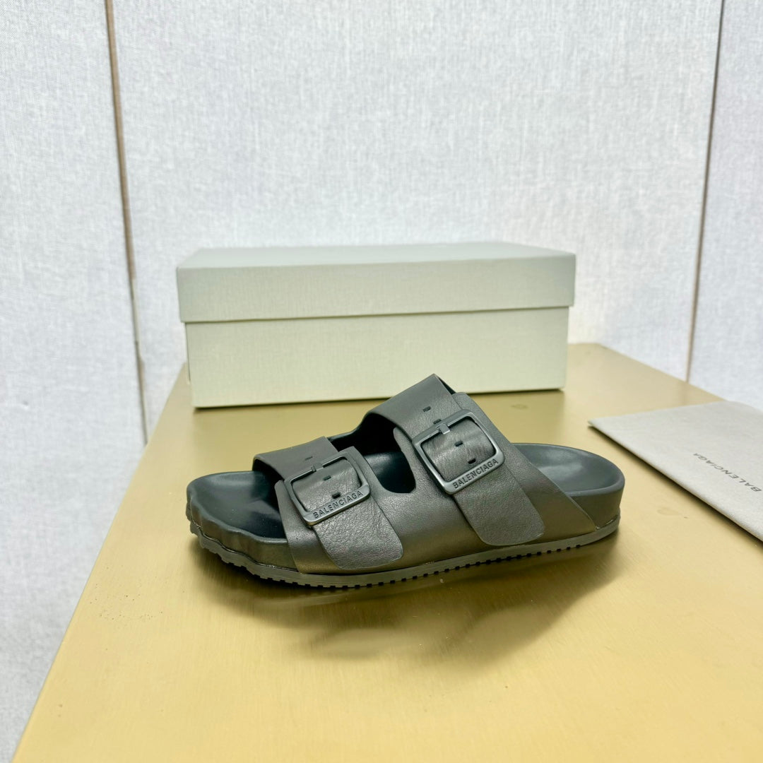 BIRKENSTOCK SLIPPERS IN BLACK CALFSKIN - 35