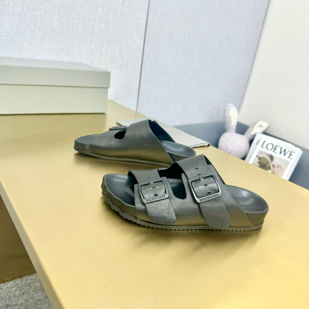 BIRKENSTOCK SLIPPERS IN BLACK CALFSKIN - 35