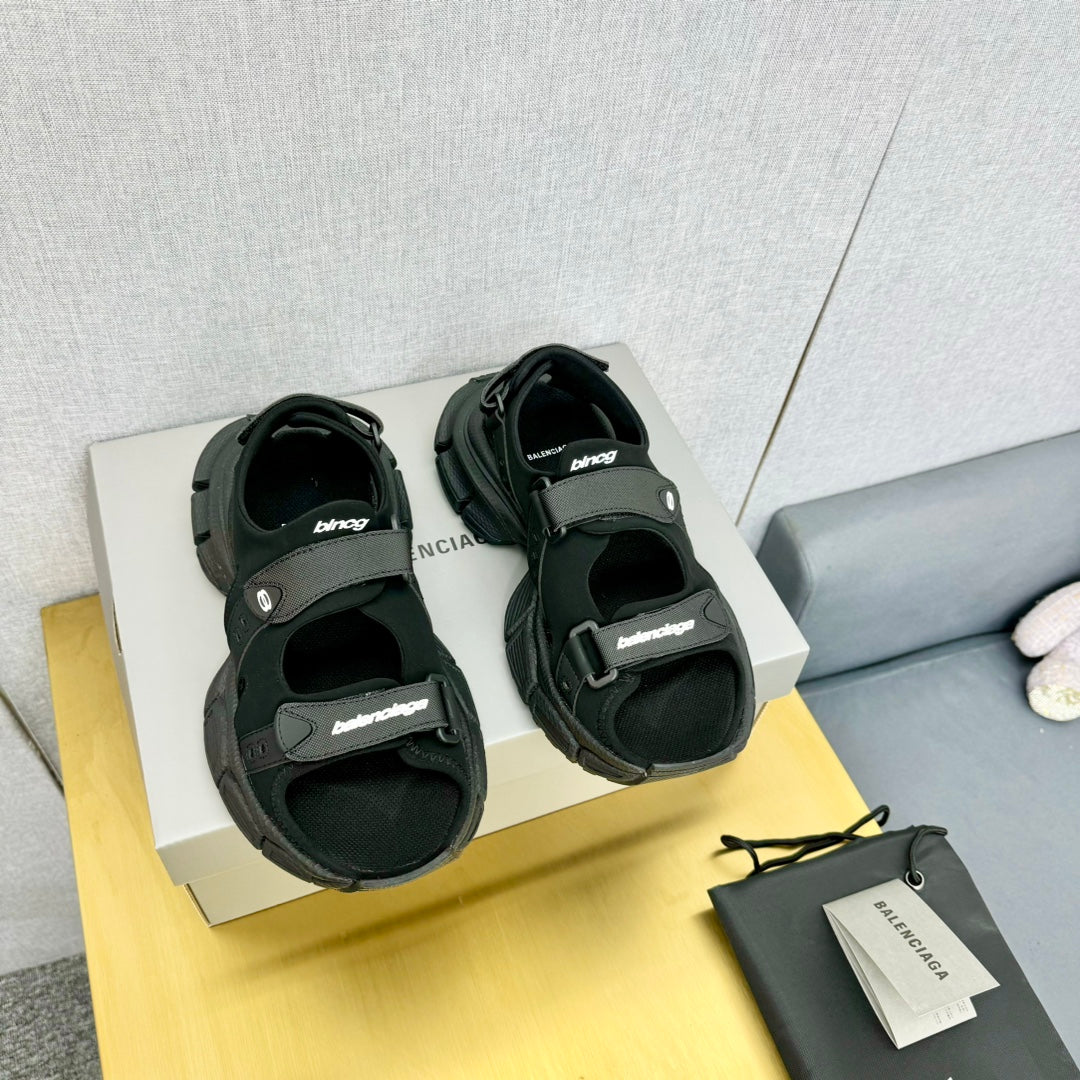 3XL SPORTY SANDALS IN BLACK POLYURETHANE, POLYESTER AND TPU - 35