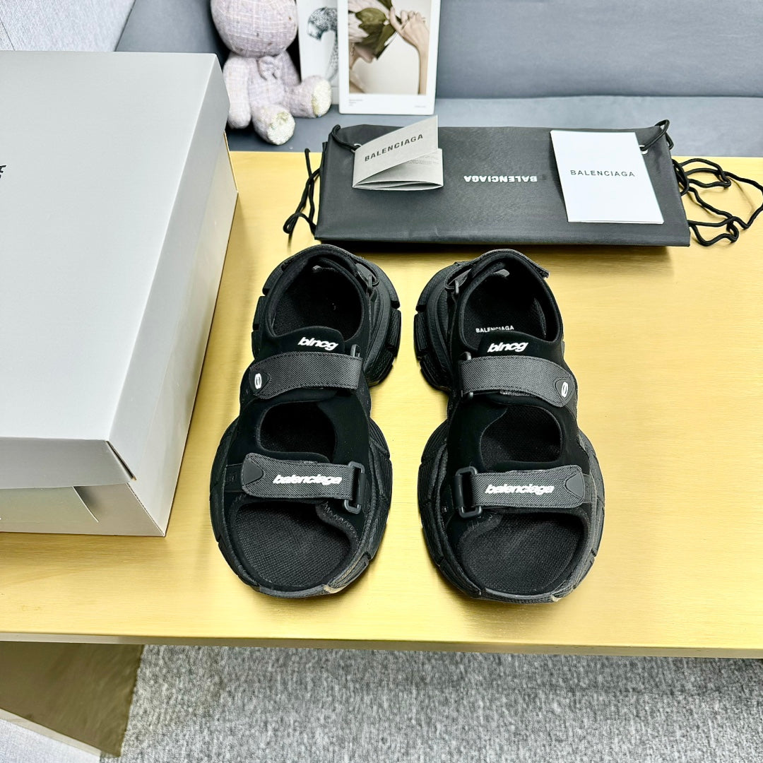 3XL SPORTY SANDALS IN BLACK POLYURETHANE, POLYESTER AND TPU - 35