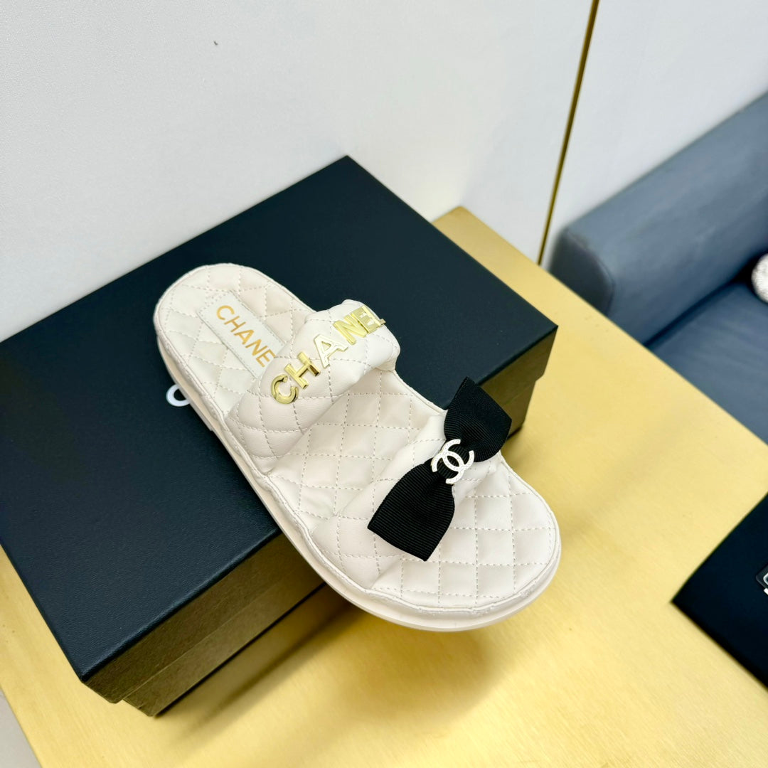DAD SANDALS WITH BOW IN WHITE LAMBSKIN MULE - 35