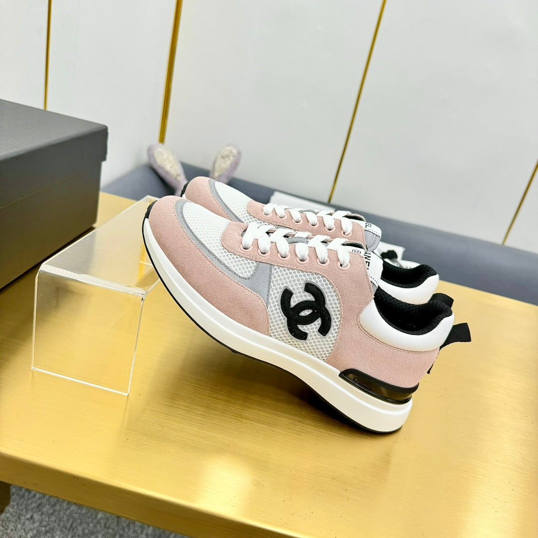 CLASSIC TRAINER IN LIGHT PINK MERCERIZED VELVET - 35