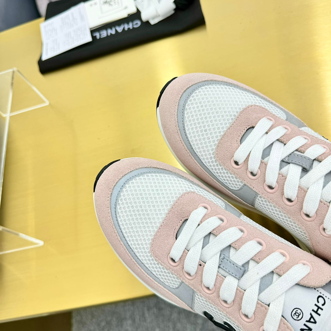 CLASSIC TRAINER IN LIGHT PINK MERCERIZED VELVET - 35